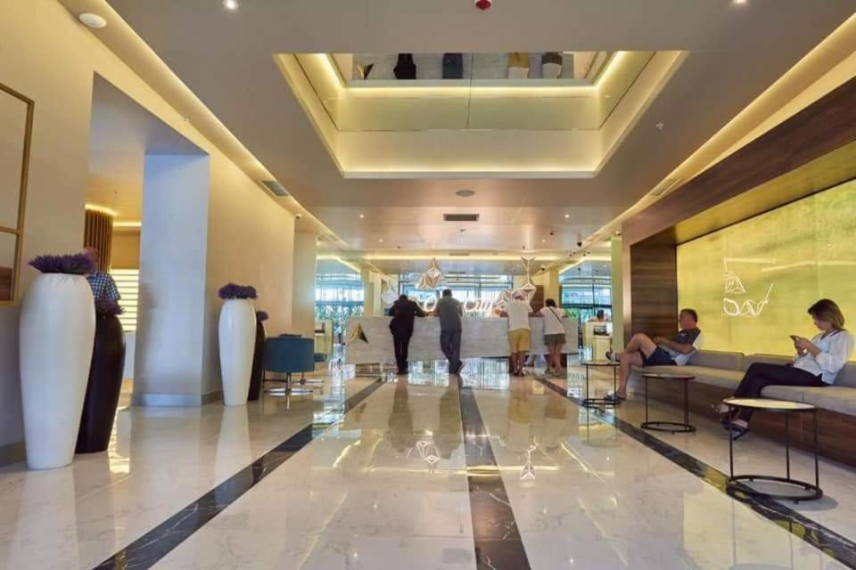 Luxury With Ocean View Apartament *